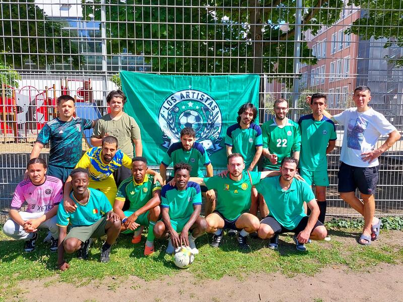 Los Artistas Team